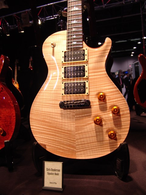 NAMM-%20065.jpg (480x640 -- 0 bytes)