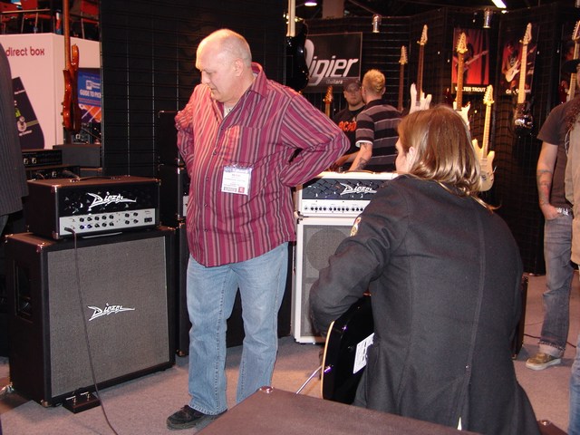 NAMM-%20094.jpg (640x480 -- 0 bytes)